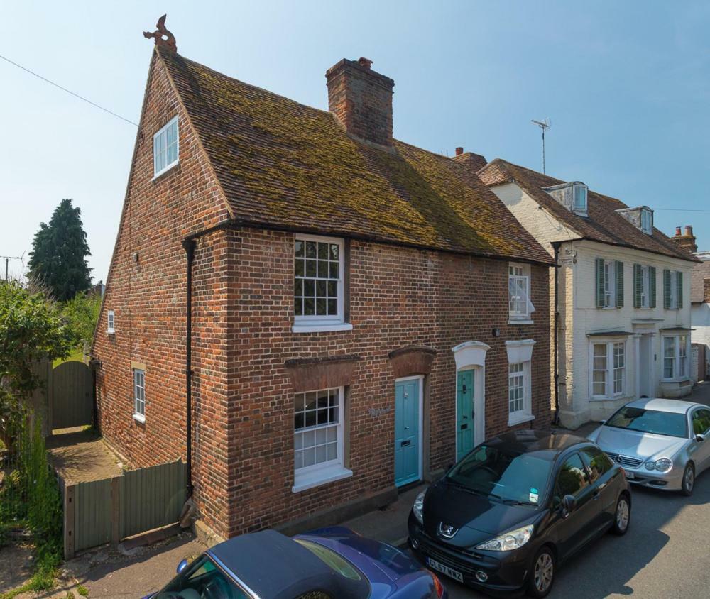 34 High Street * Canterbury